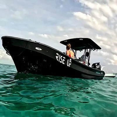 Snorkeling Tour at the Great Barrier Reef of Belize