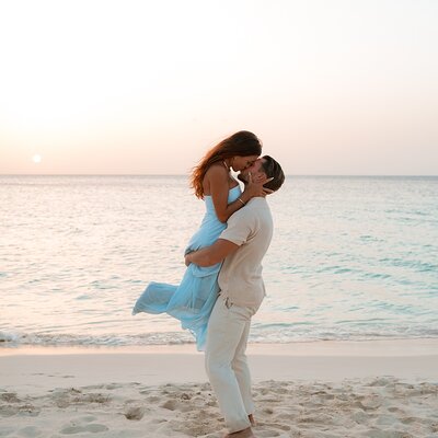 Private Vacation Photoshoot with Photographer in Outer Banks