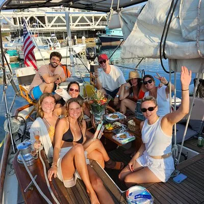 Pura Vida Sailing Charters