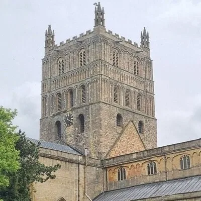 Self Guided Walk from Tewkesbury Abbey to Victoria Gardens