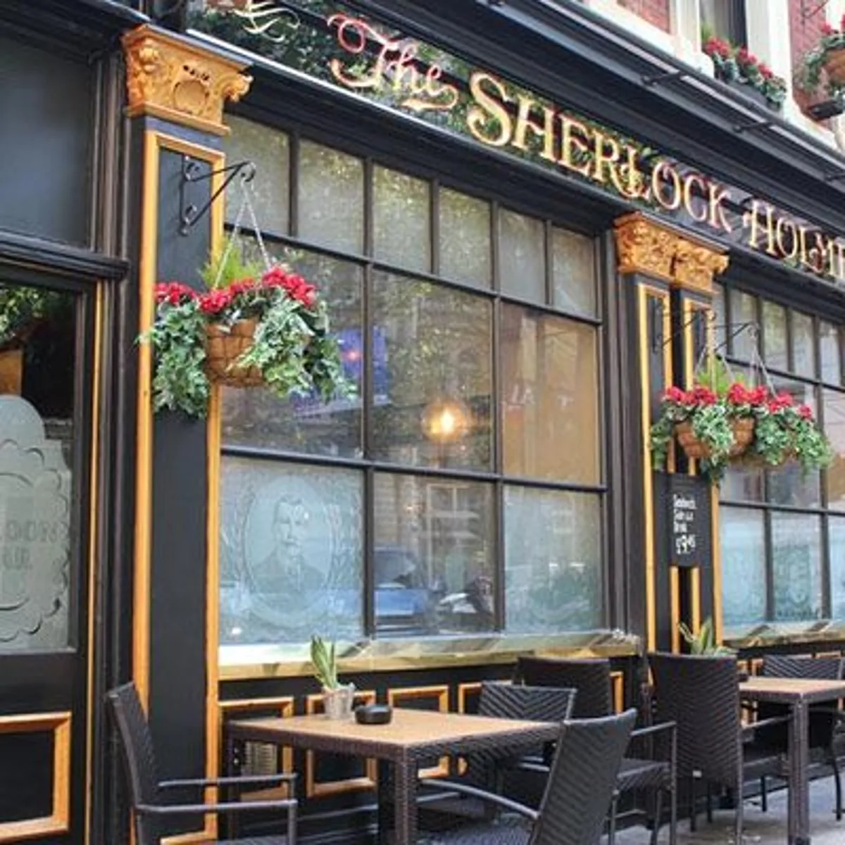 Sherlock Holmes Walking Tour in London