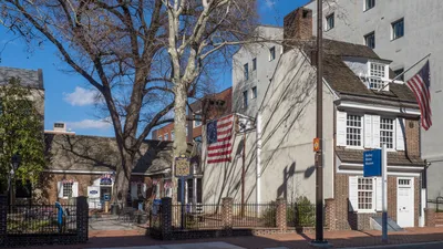 Philadelphia Old City Historic Walking Tour with 10+ Top Sites