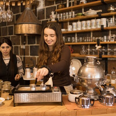 Private Traditional Coffee And Dessert Making Activity