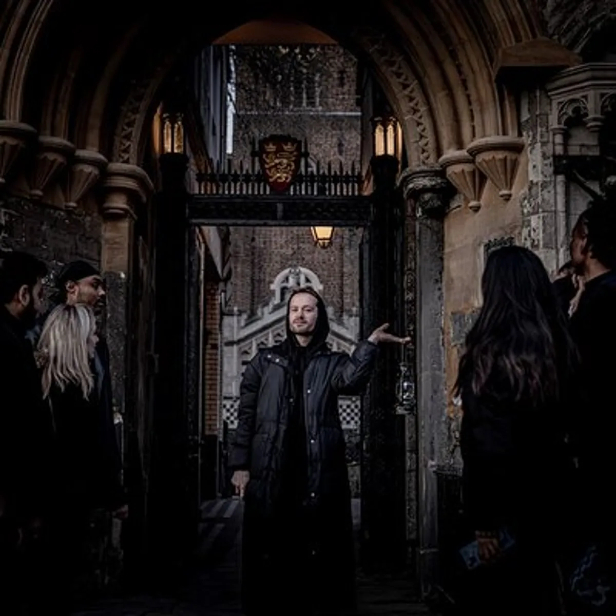 London Ghost Walking Tour: Discover Haunted Secrets at Night