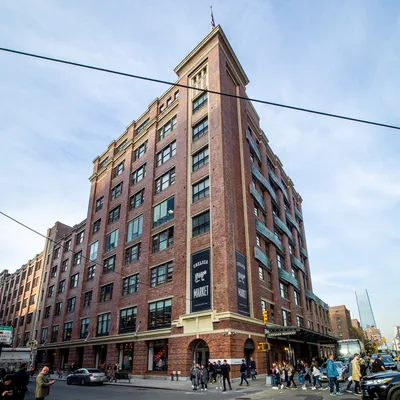 Chelsea Market and High Line Guided Food Tour in New York City