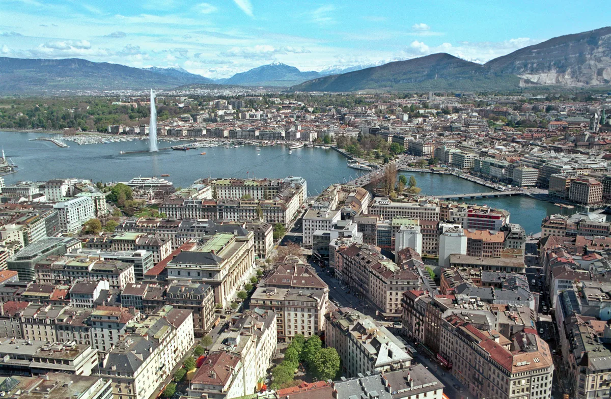 Geneva City Tour with Optional Lake Geneva Boat Cruise