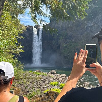 From Seattle: Private Snoqualmie Falls Tour