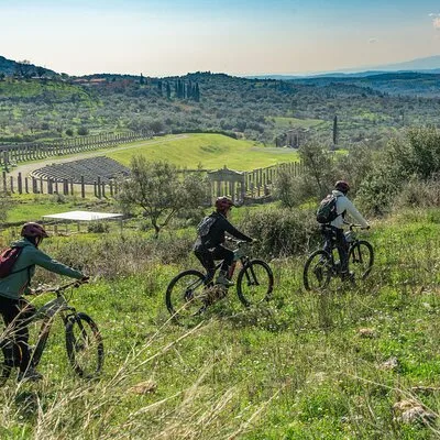 Explore Messinia