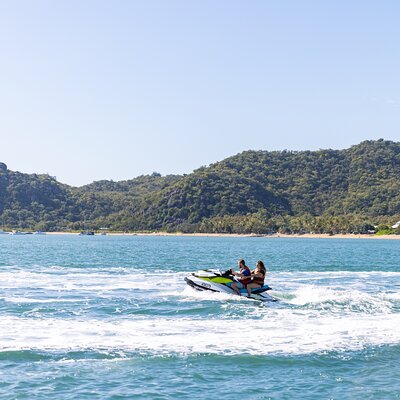 Magnetic Island 30 Minute Jetski Hire for 1-4 people