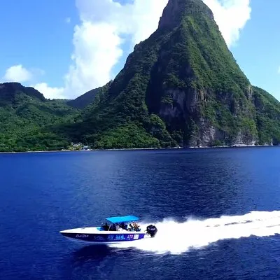 St Lucia Private 45Min* Speedboat Transfer from Resort to Airport