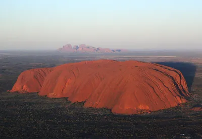 Uluru Full Base Walk at Sunrise with Breakfast