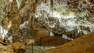 Slovenia in One Day Small-Group Tour: Lake Bled, Postojna Cave and Predjama Castle