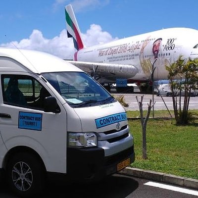 Minivan Airport transfer in Mauritius