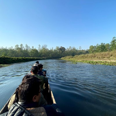 45 Minutes Canoeing at Rapti River in Chitwan National Park