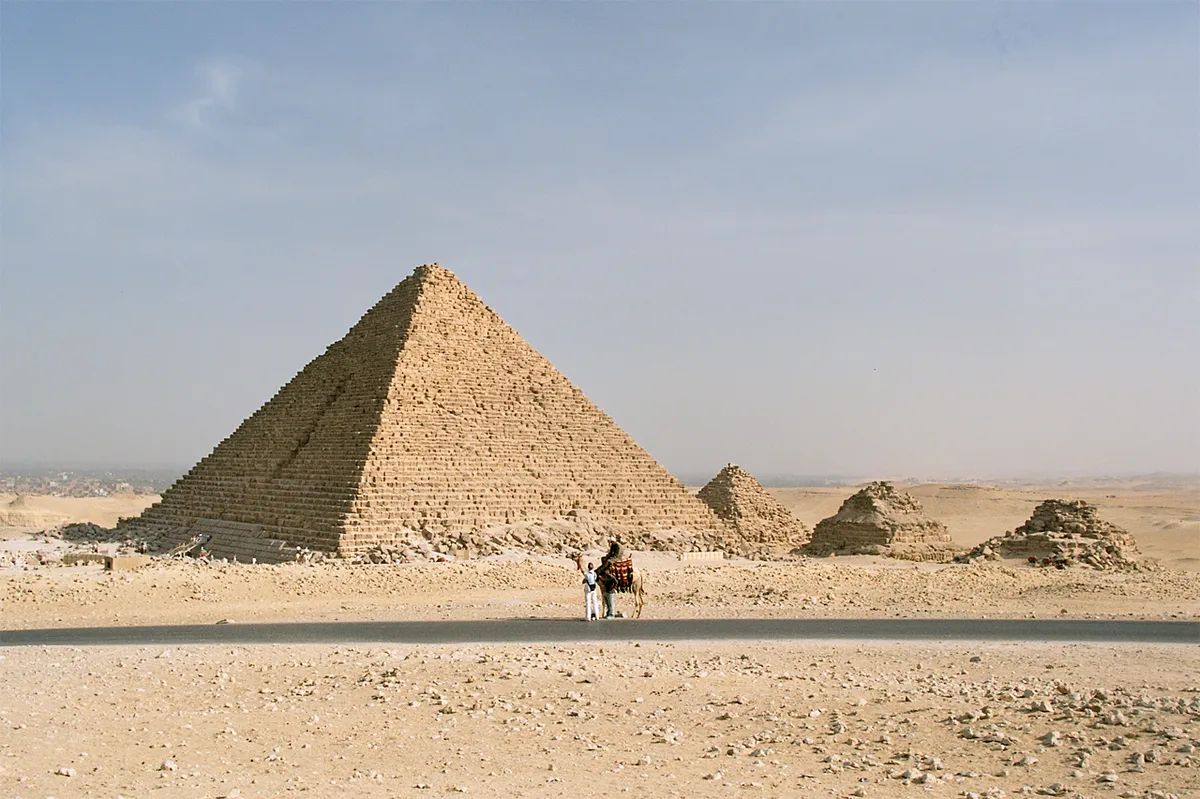 Giza Pyramids, Sphinx and Grand Egyptian Museum Full-Day Tour in Cairo