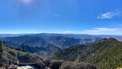 Great Smoky Mountains National Park Self-Guided Driving Tour with Clingman's Dome, Cades Cove & Rainbow Falls