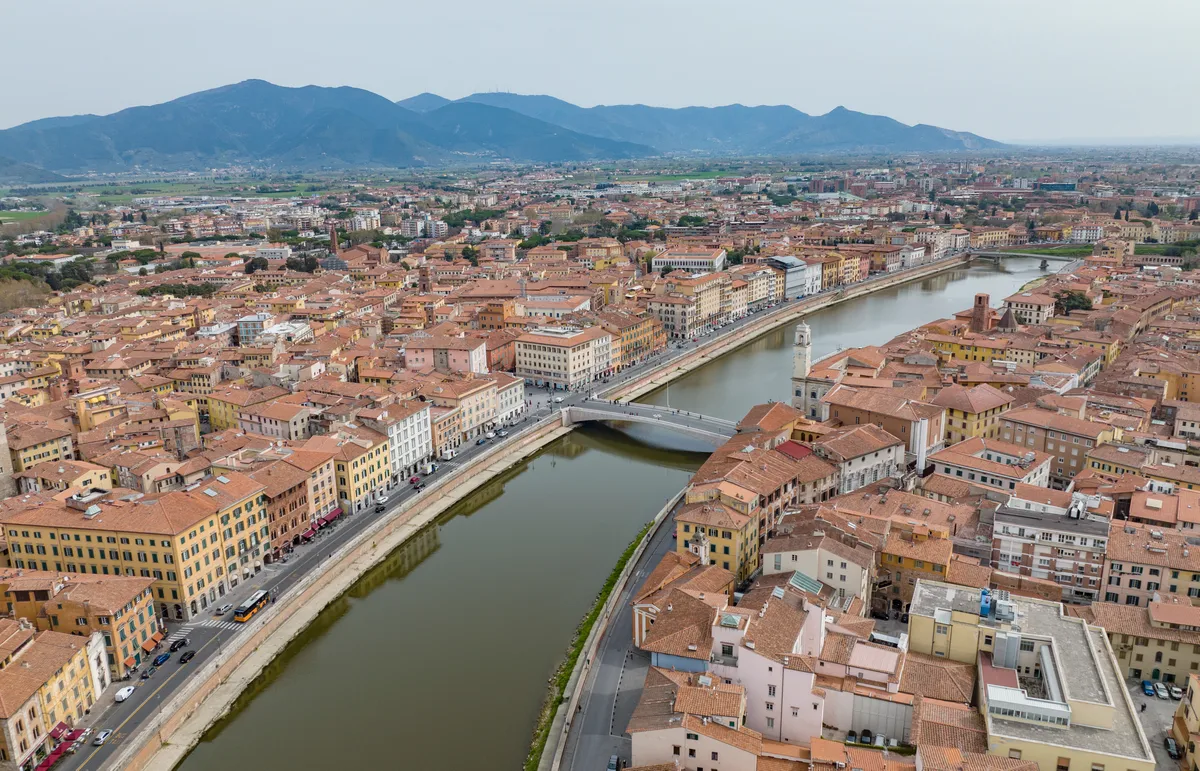 Pisa Small-Group Walking Tour with Cathedral, Baptistery, and Optional Leaning Tower Admission