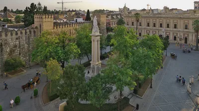 Alcazar of Seville 90-Minute Early Access Walking Tour