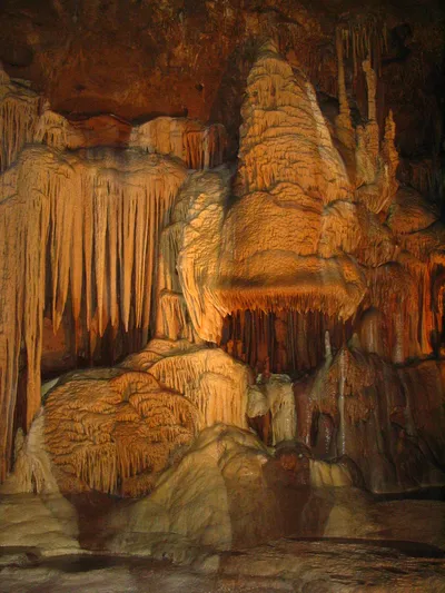 Cave Without a Name Admission Ticket with Guided Cavern Tour in San Antonio