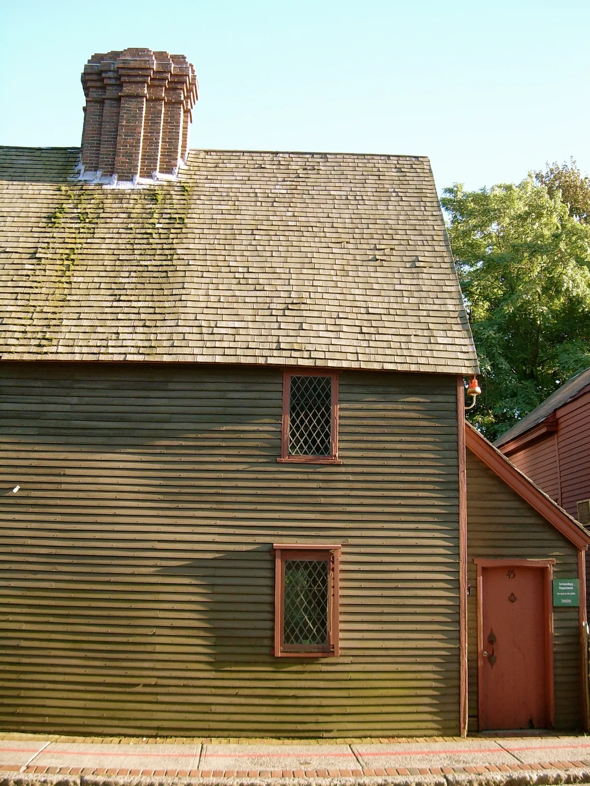 Salem 90-Minute Requiem for Salem Adults-Only Walking Ghost Tour