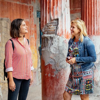 Pompeii PRIVATE TOUR With Locals: Ticket & Guide Included