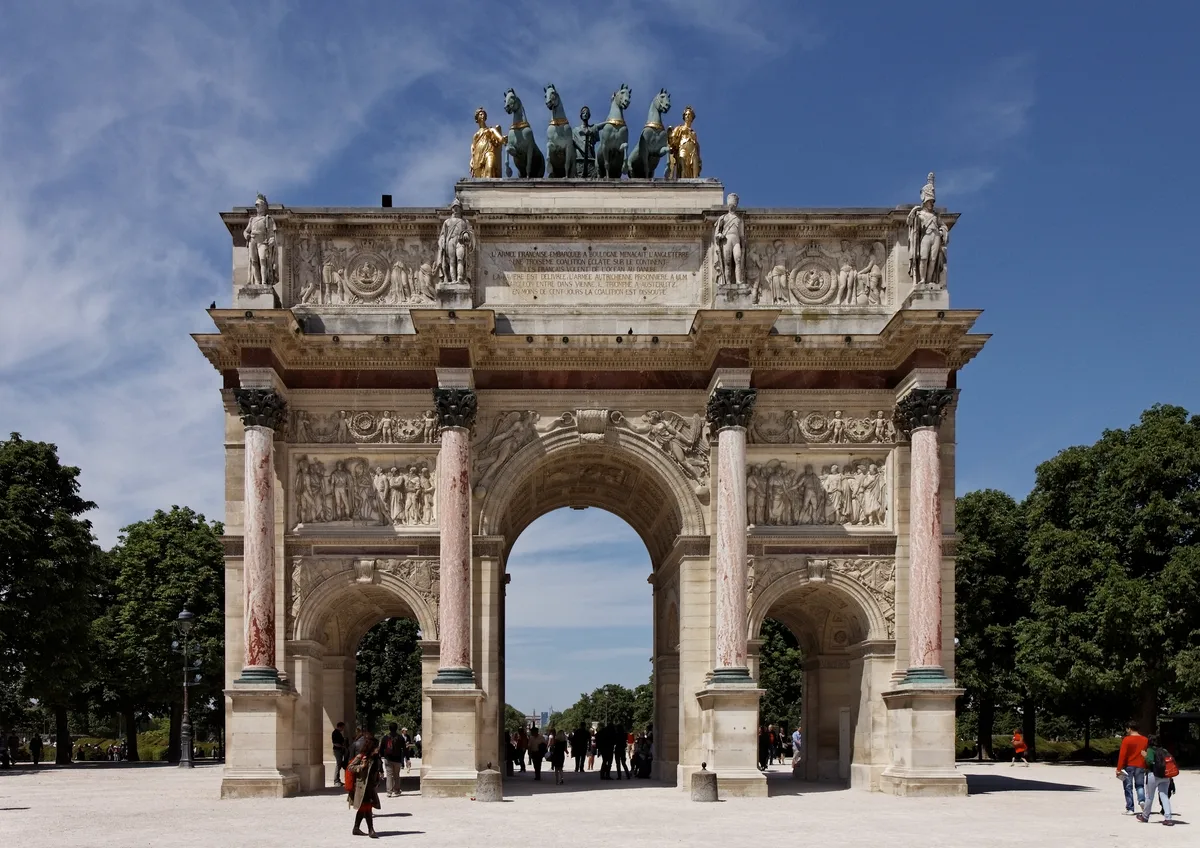 Paris Kids and Families Private Louvre Tour with Prebooked Tickets