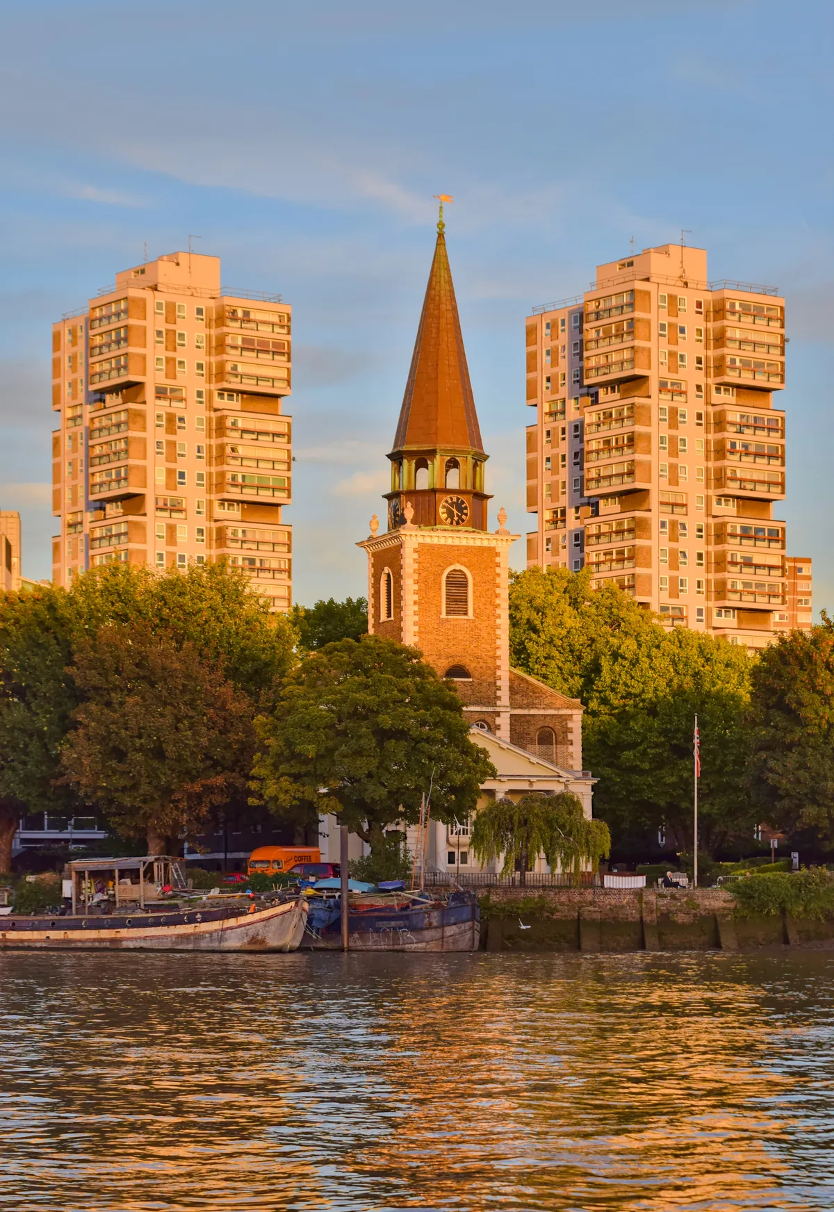 Private East End Food Tour in London: 7 Tastings Including Bagels and Fish and Chips