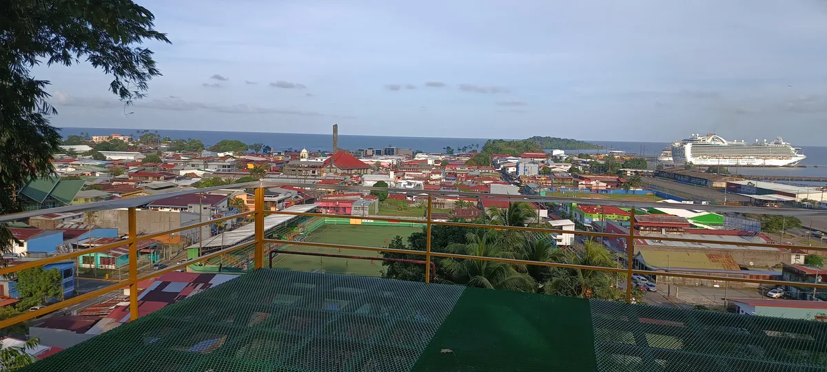Tortuguero Canals Boat Tour Including Playa Bonita and Puerto Limon Highlights