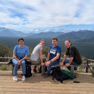 Lake Kawaguchi Private Hiking Tour with local guide