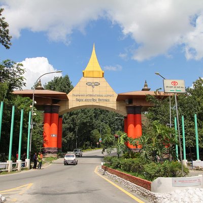 Private Transfer: Kathmandu Hotels to Domestic Airport Vehicle