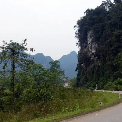 Phong Nha - Tour to the caves