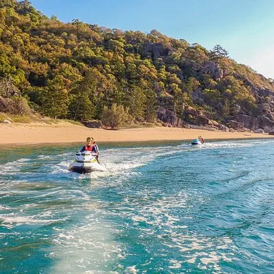 Magnetic Island Jet Ski Experience: Five Beach Bay in 90 Minutes