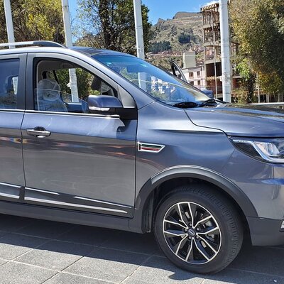 Private Transfer From Airport to Hotel in La Paz City