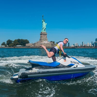 Statue of Liberty and Brooklyn Bridge Jet Ski Tour of New York