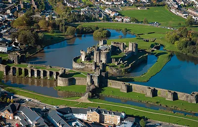 Wandering Bard's 8.5-Hour Valleys or Swansea Bay Tour from Cardiff