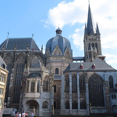 Aachen Highlights Half Day Private Walking Tour