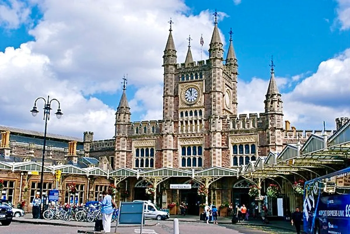 Only Fools and Horses Bus Tour of Bristol Filming Locations