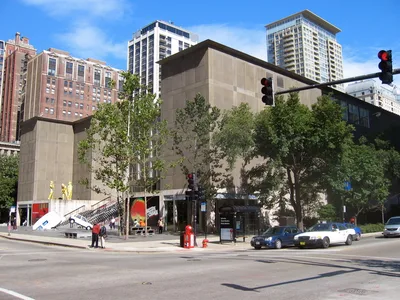 Chicago 3-Hour Bike Tour of Lakefront Neighborhoods