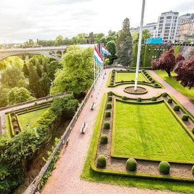 Luxembourg city walking tour