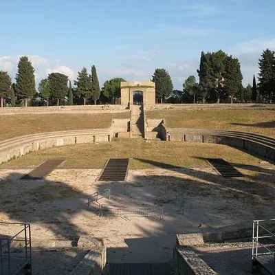 Lucera Private tour: excellent example of roman and medieval town