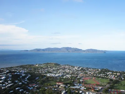 Magnetic Island Discovery Tour 5 Hours with Snorkeling and Paddle Boarding