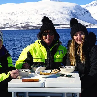 Fjordcruise - Luxury Yacht Arctic Queen