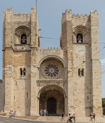 Lisbon Highlights Private Tuk Tuk Tour: Alfama, Belém, Jerónimos Monastery & More