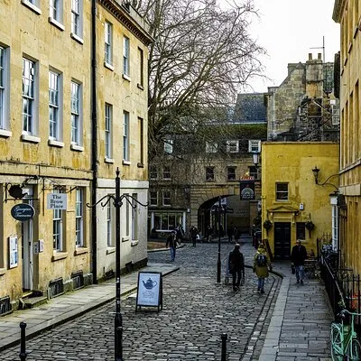 Bath Private Guided Walking Tour