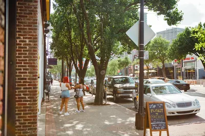 Private Dallas Party Bike Rental in Deep Ellum for Groups up to 15