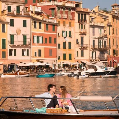 Portofino Small-Group Boat Tour to San Fruttuoso & Camogli