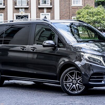Departure Private Transfers: Bologna City to Bologna Airport BLQ in Luxury Van