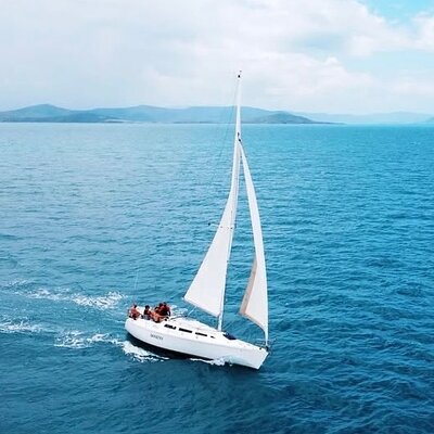 Sunset Sail Cruise Airlie Beach