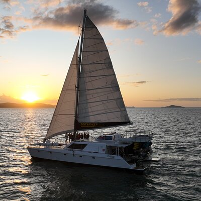 Private 2hr Yacht Hire Whitsundays