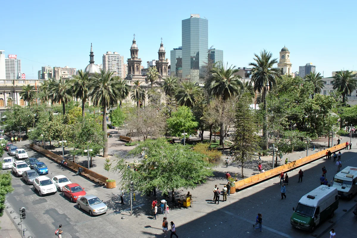 Santiago Chile 3-Hour Fabulous Walking Tour of Old Town Including Plaza de Armas and Bellavista Neighborhood